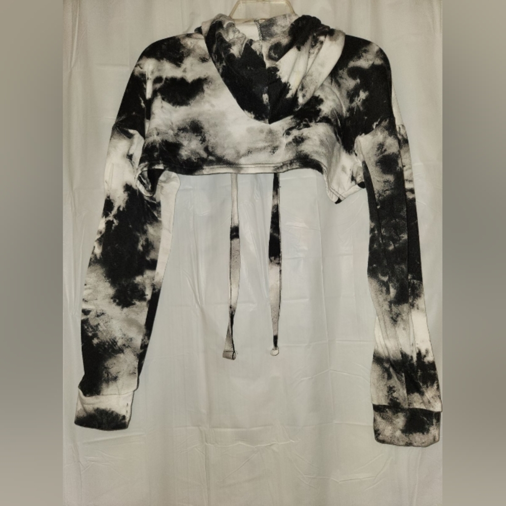 Almost Famous Black and White Tie Dye 2 Piece Dress Set - Picture 3 of 6